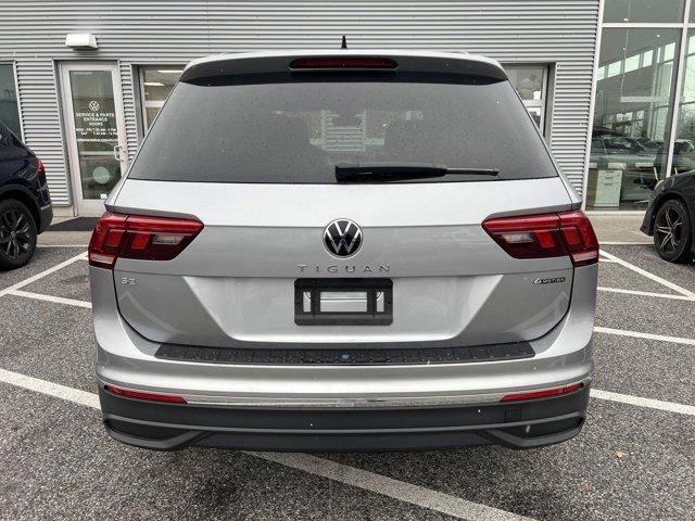 new 2024 Volkswagen Tiguan car, priced at $33,399