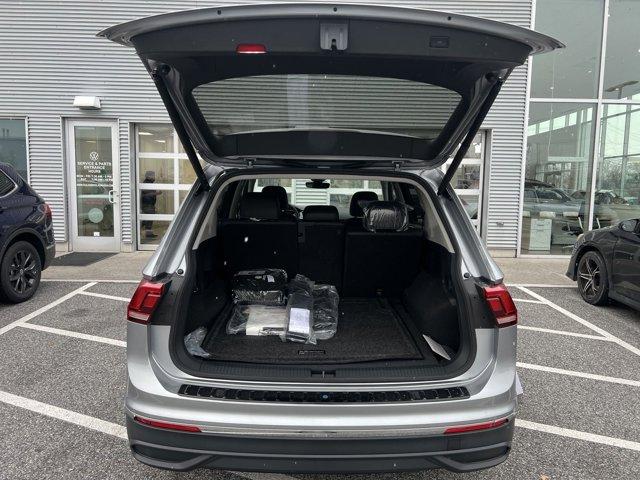 new 2024 Volkswagen Tiguan car, priced at $33,399