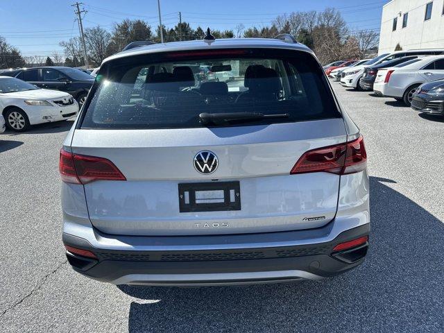 used 2022 Volkswagen Taos car