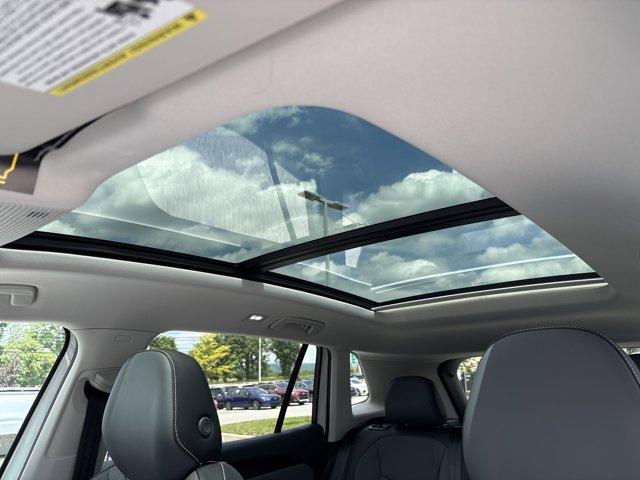 new 2025 Volkswagen Tiguan car, priced at $37,526