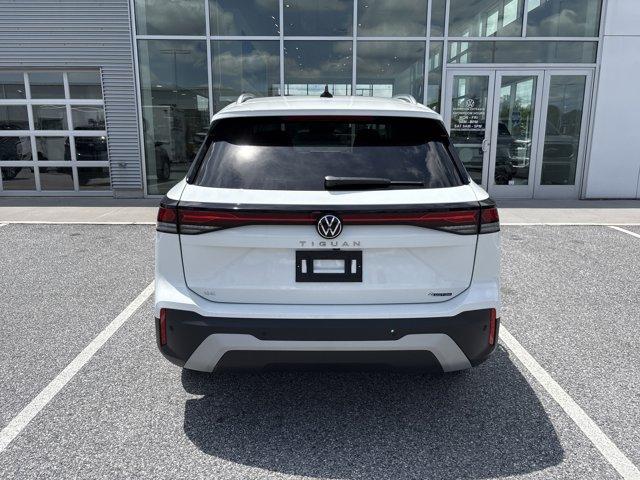 new 2025 Volkswagen Tiguan car, priced at $37,526