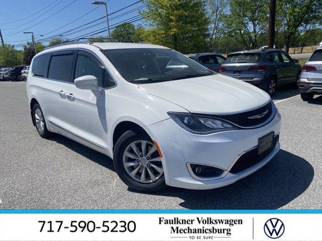 used 2018 Chrysler Pacifica car, priced at $15,727