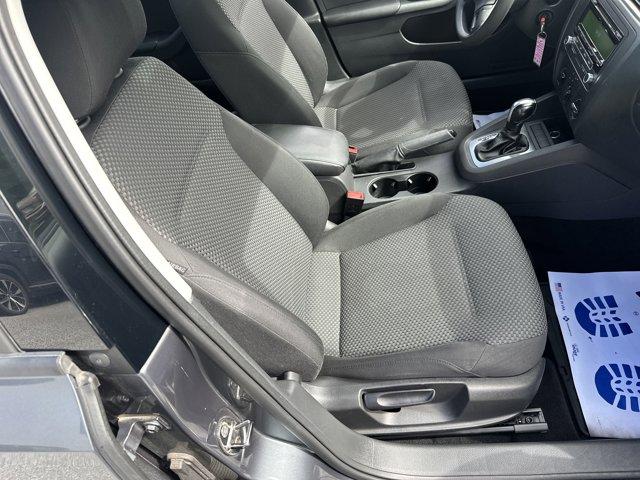 used 2013 Volkswagen Jetta car