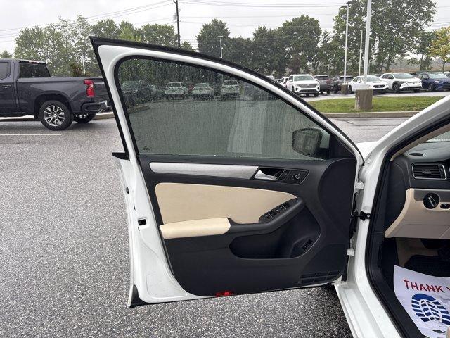 used 2015 Volkswagen Jetta car