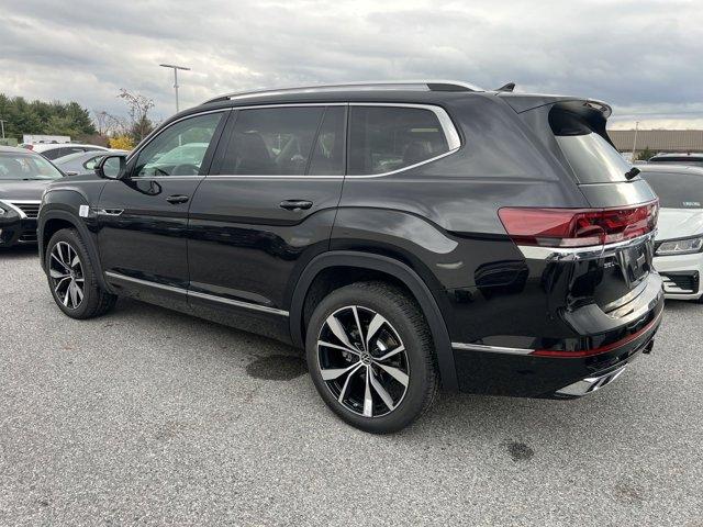 new 2025 Volkswagen Atlas car, priced at $52,738