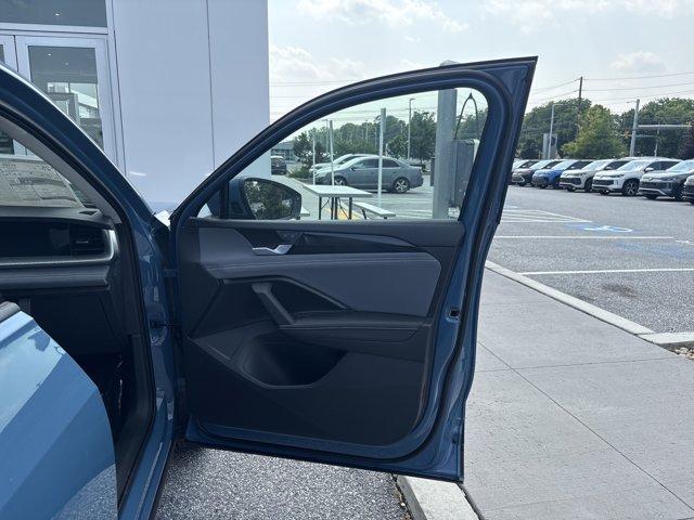 used 2025 Volkswagen Tiguan car, priced at $37,576