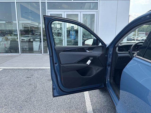 used 2025 Volkswagen Tiguan car, priced at $37,576