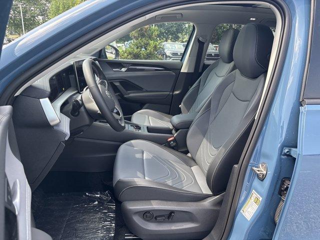 used 2025 Volkswagen Tiguan car, priced at $37,576