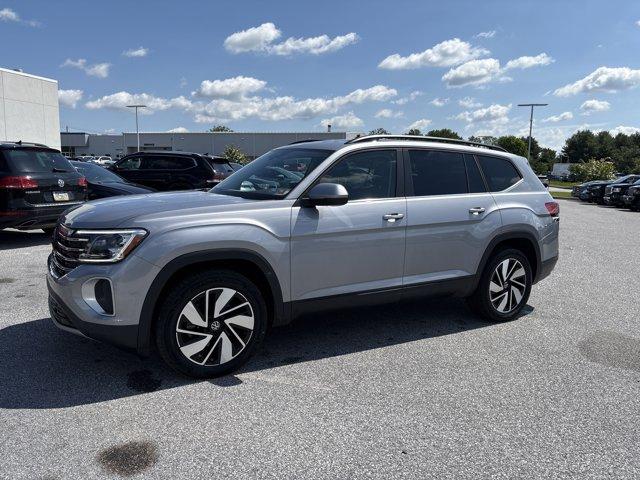 used 2024 Volkswagen Atlas car, priced at $37,318