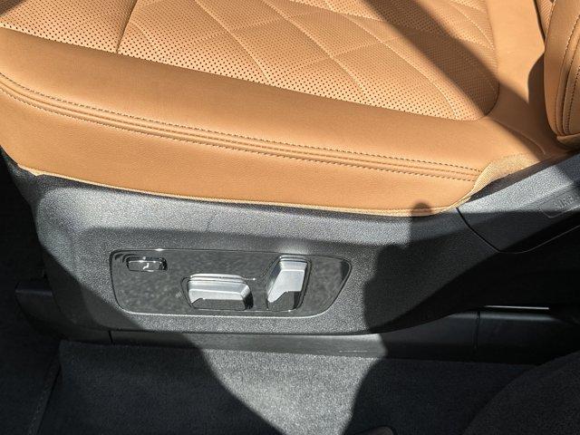 used 2023 BMW X7 car, priced at $68,500