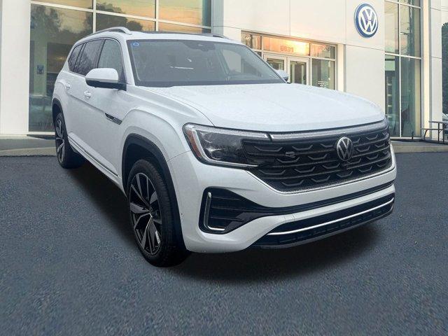 new 2025 Volkswagen Atlas car, priced at $52,857