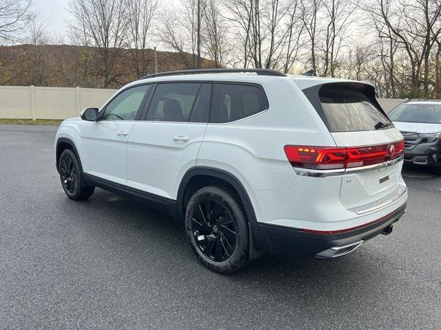 new 2024 Volkswagen Atlas car, priced at $42,690