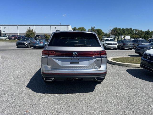 new 2024 Volkswagen Atlas car, priced at $40,999