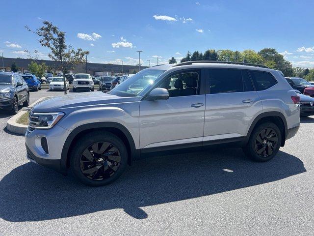 new 2024 Volkswagen Atlas car, priced at $40,999