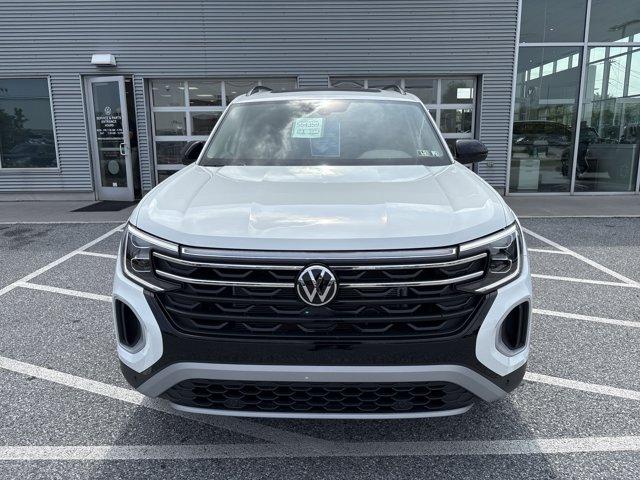 new 2025 Volkswagen Atlas car, priced at $44,308