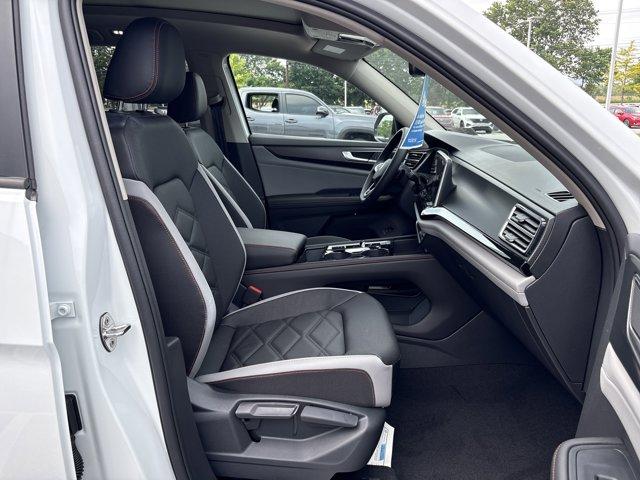 new 2025 Volkswagen Atlas car, priced at $44,308