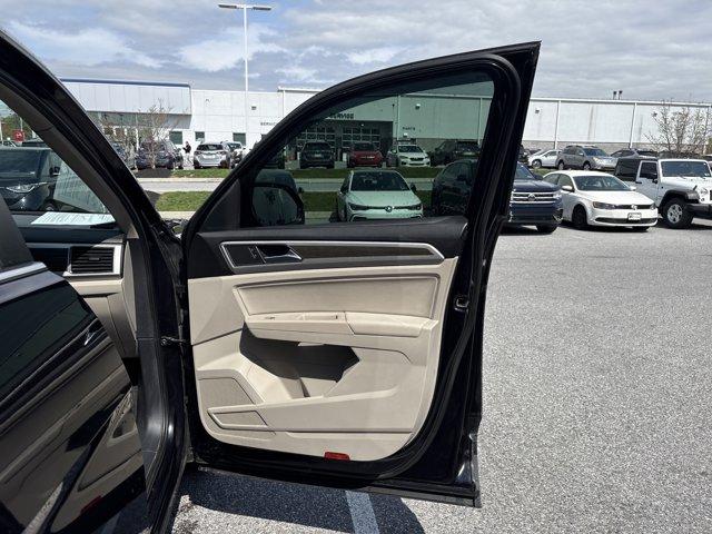 used 2018 Volkswagen Atlas car