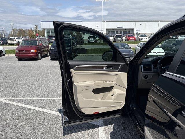used 2018 Volkswagen Atlas car