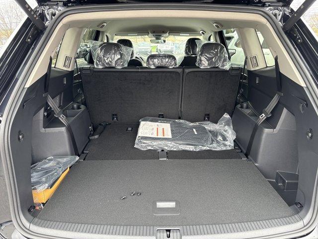 new 2025 Volkswagen Atlas car, priced at $42,283