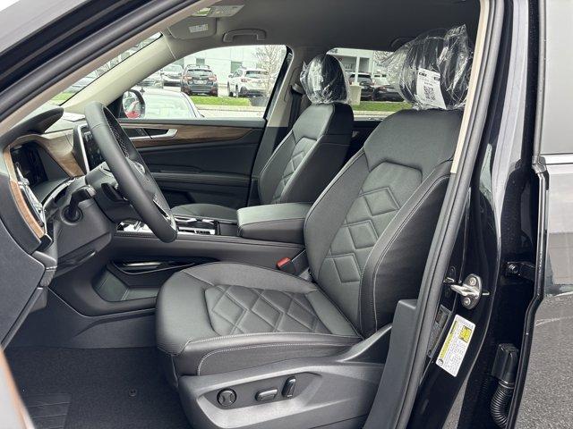 new 2025 Volkswagen Atlas car, priced at $42,283