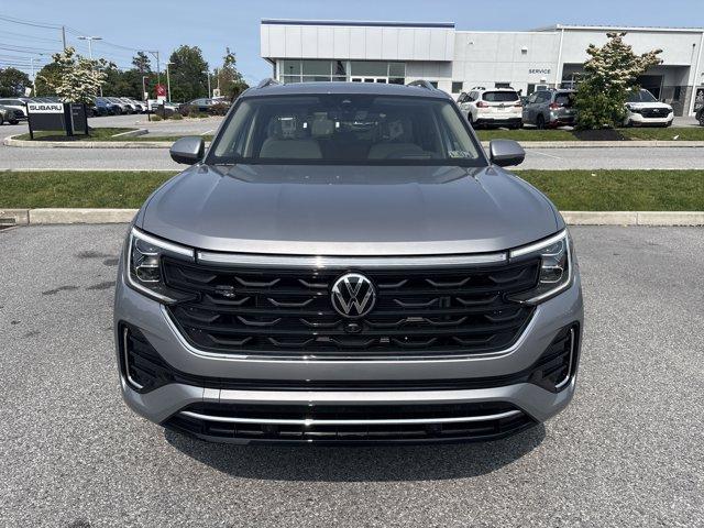 new 2025 Volkswagen Atlas car, priced at $52,640
