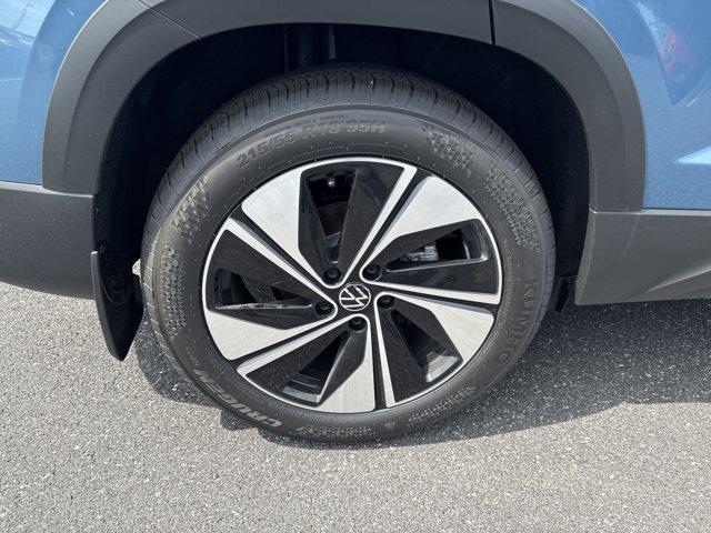 new 2025 Volkswagen Taos car, priced at $30,760