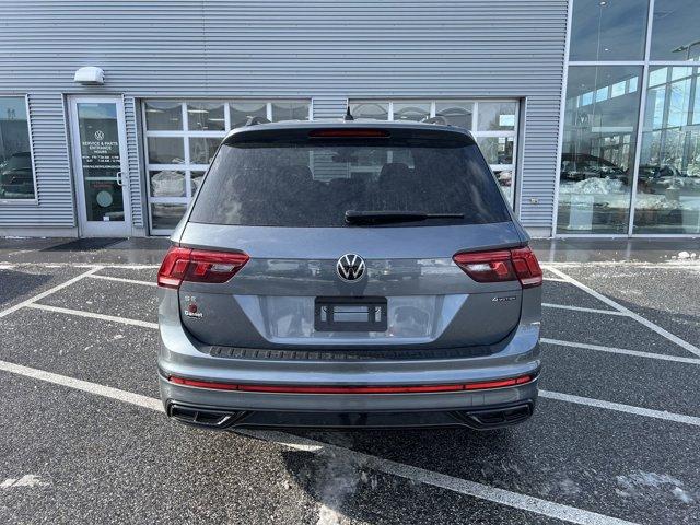 new 2024 Volkswagen Tiguan car, priced at $33,112