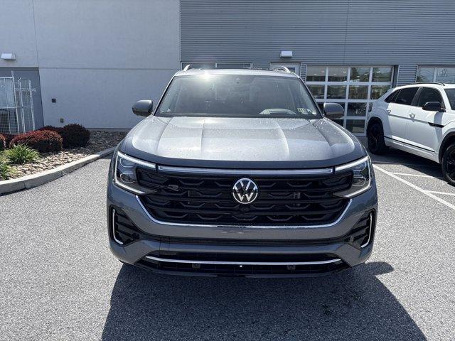 new 2025 Volkswagen Atlas car, priced at $51,640