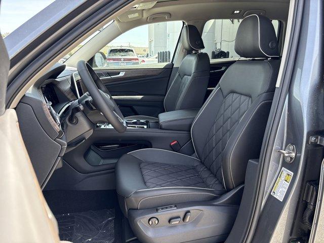 new 2025 Volkswagen Atlas car, priced at $51,640