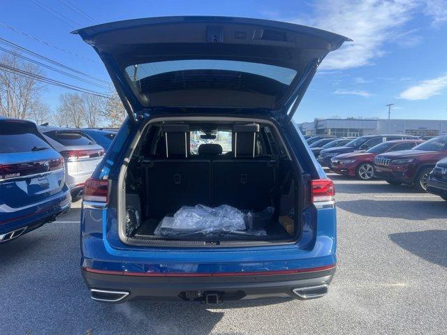 new 2025 Volkswagen Atlas car, priced at $47,128