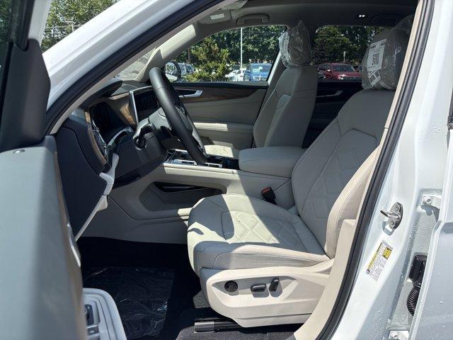 new 2025 Volkswagen Atlas car, priced at $43,925