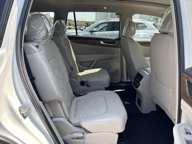 new 2025 Volkswagen Atlas car, priced at $43,925