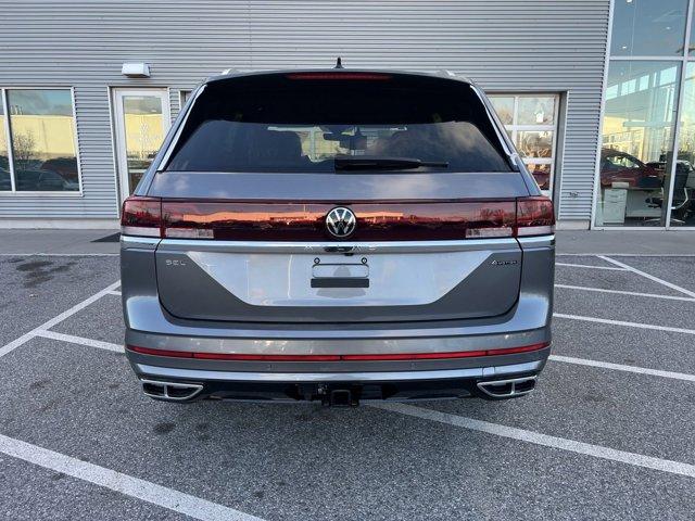 new 2025 Volkswagen Atlas car, priced at $52,738