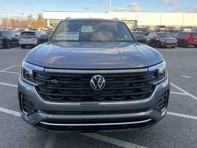 new 2025 Volkswagen Atlas car, priced at $52,738