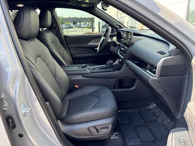 used 2025 Toyota Grand Highlander car, priced at $55,000