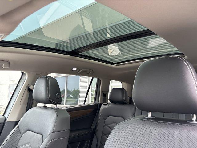 new 2025 Volkswagen Atlas car, priced at $43,327
