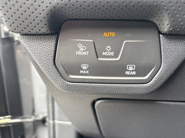 new 2025 Volkswagen Atlas car, priced at $43,327