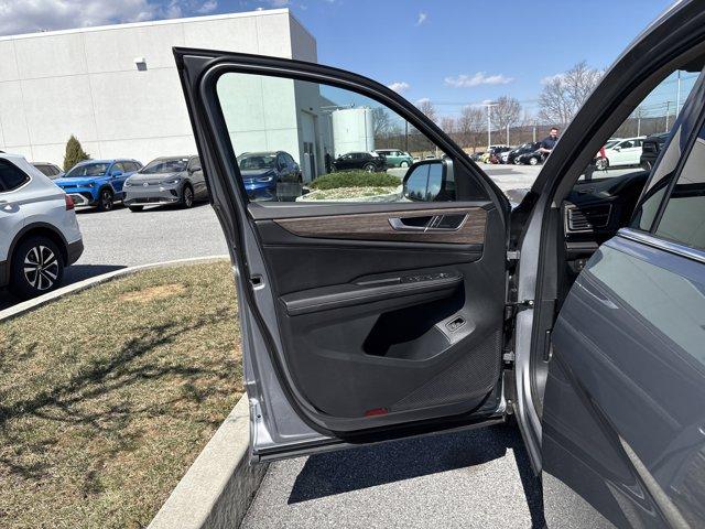 used 2024 Volkswagen Atlas car, priced at $45,132