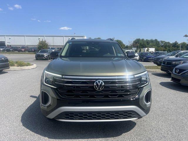 new 2024 Volkswagen Atlas car, priced at $45,028