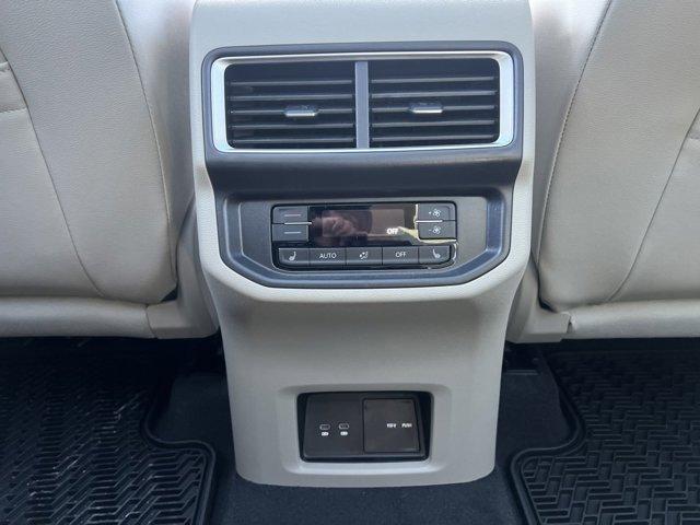 new 2025 Volkswagen Atlas car, priced at $52,065