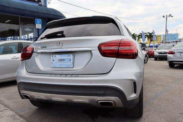 used 2020 Mercedes-Benz GLA 250 car, priced at $22,988