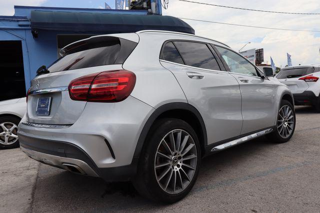used 2020 Mercedes-Benz GLA 250 car, priced at $22,988