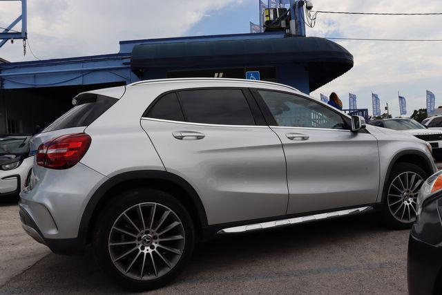 used 2020 Mercedes-Benz GLA 250 car, priced at $22,988