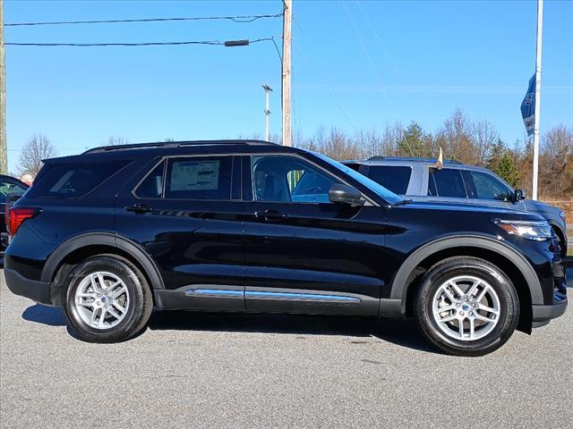 new 2025 Ford Explorer car, priced at $39,555