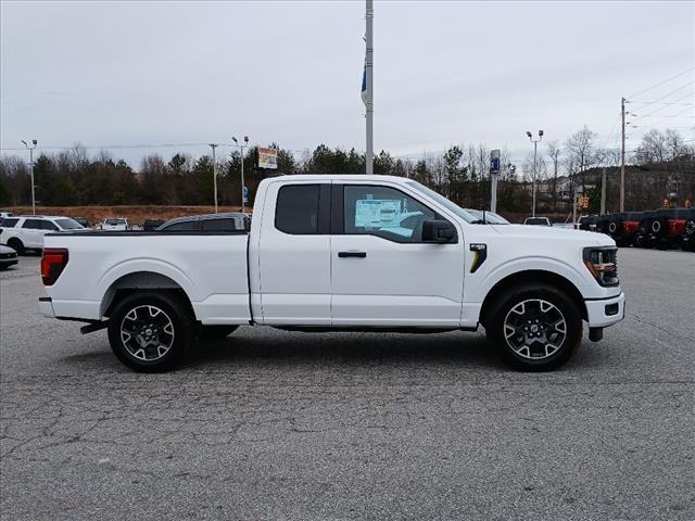 new 2025 Ford F-150 car, priced at $45,000