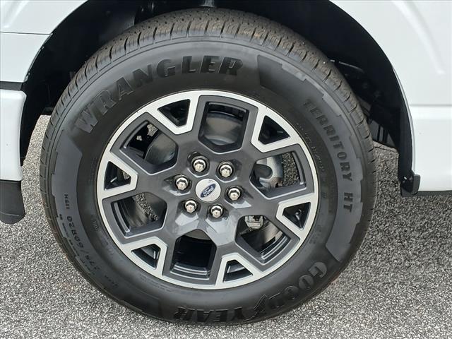 new 2025 Ford F-150 car, priced at $45,000