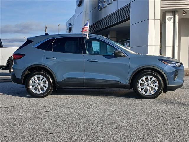 new 2024 Ford Escape car, priced at $31,555