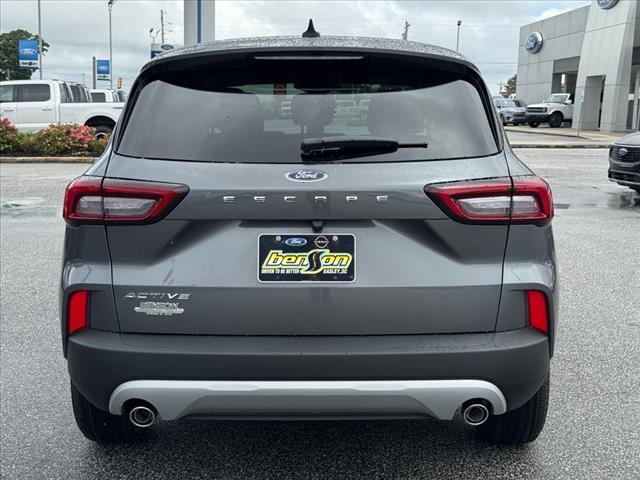 new 2025 Ford Escape car, priced at $25,244