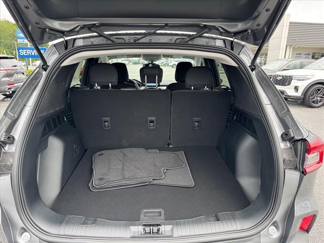new 2025 Ford Escape car, priced at $25,244