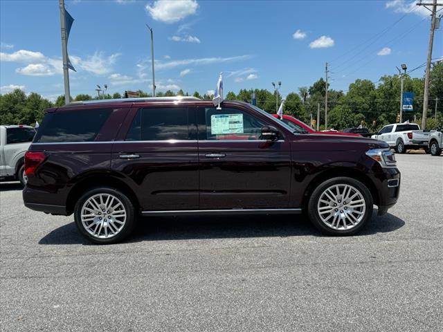 new 2024 Ford Expedition car, priced at $72,700